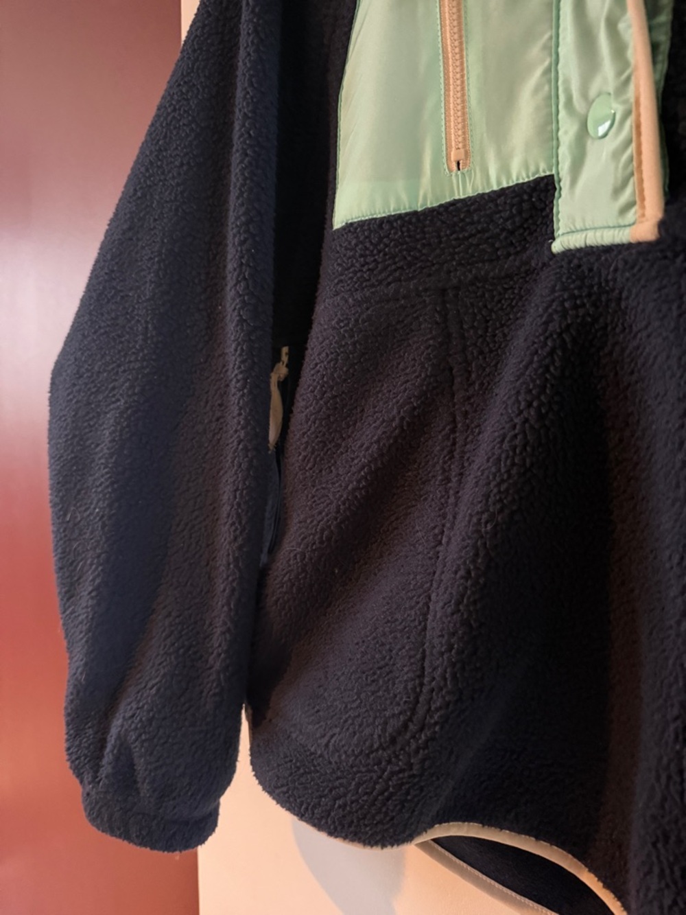 Thread & supply fleece pullover - Picture 4 of 10